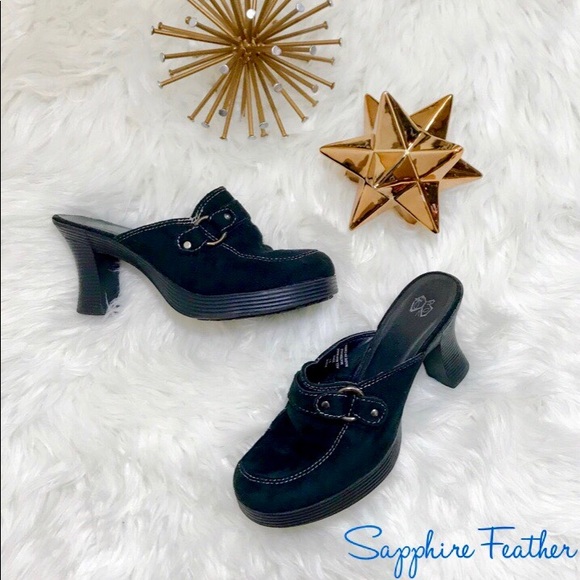 Fashion Bug Shoes - BLACK CLOGS WITH BUCKLE DETAIL